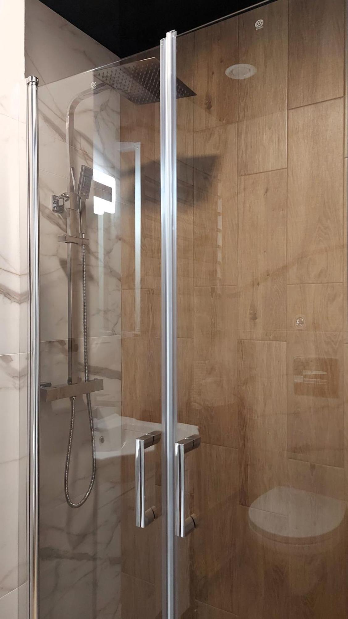 Theapartments Wojska Polskiego Apartment